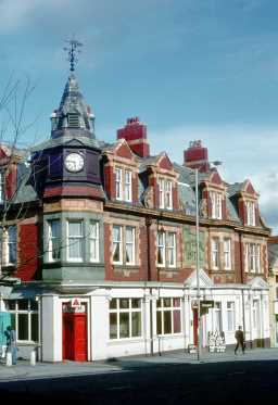 The Imperial Hotel, Stanley 04/1974